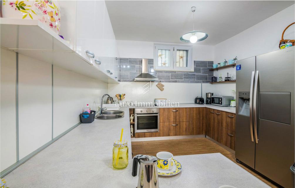 Prenovljena starina v okolici mesta Krk