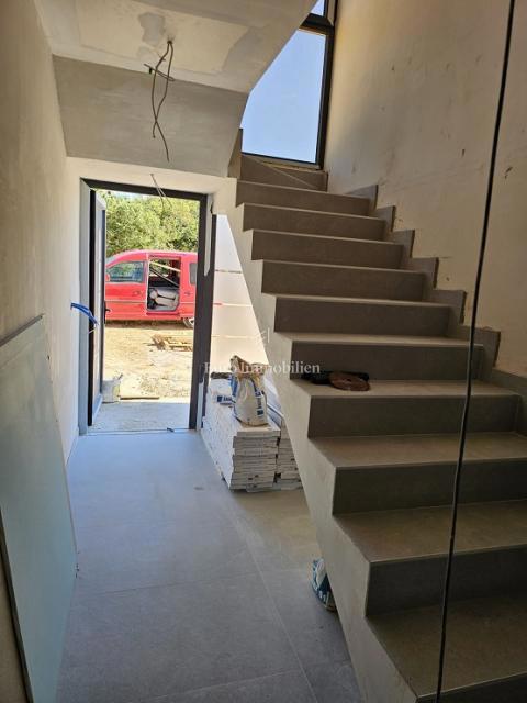 Stara Novalja, Stanovanje v pritličju novogradnje