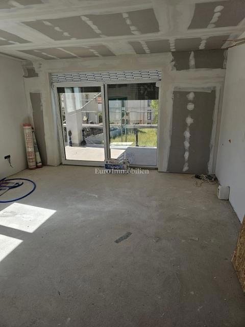 Stara Novalja, Stanovanje v pritličju novogradnje