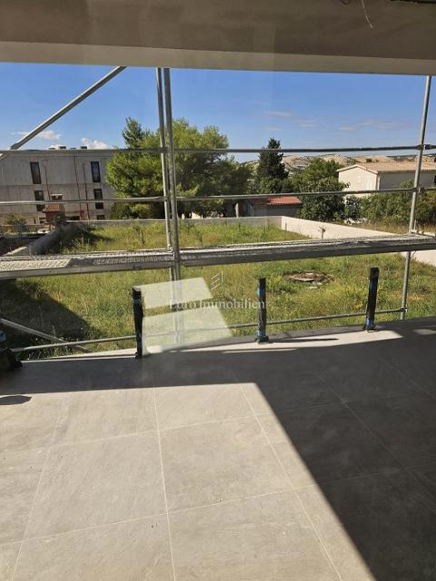 Stara Novalja, Stanovanje v pritličju novogradnje