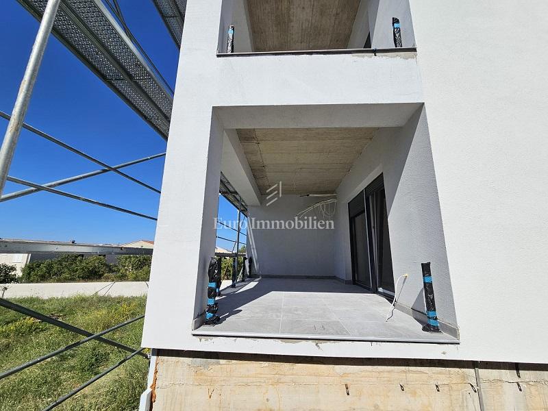 Stara Novalja, Stanovanje v pritličju novogradnje