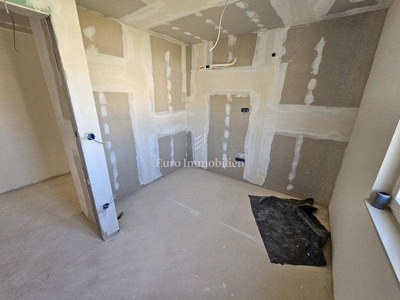 Stara Novalja, Stanovanje v pritličju novogradnje