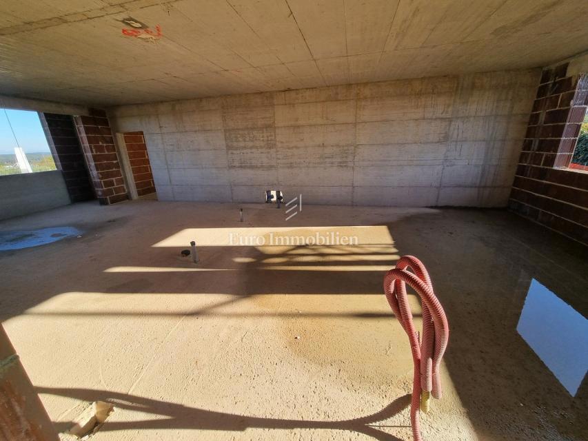 Stanovanje v prvem nadstropju novogradnje