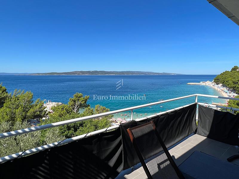 Dva apartmaja prvi red ob morju v Baški Vodi