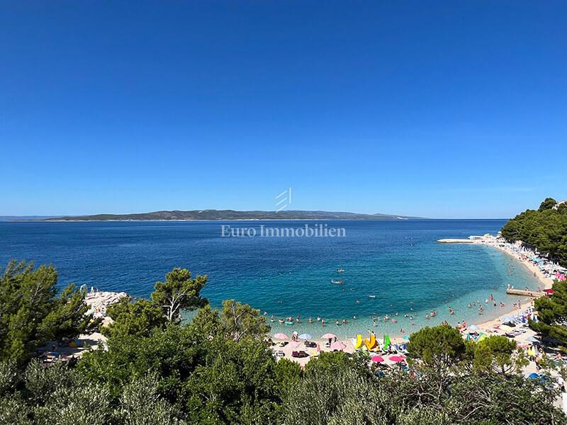 Dva apartmaja prvi red ob morju v Baški Vodi