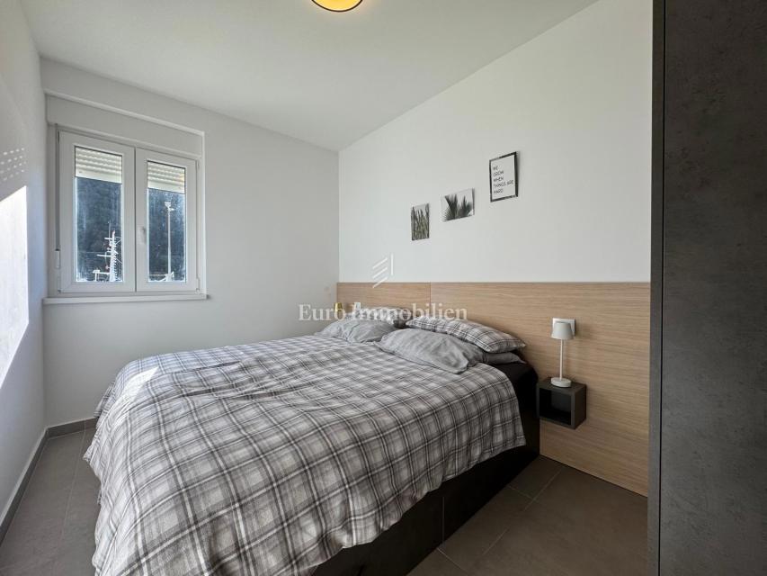 Plomin Luka, Novo 1-sobno stanovanje z morjem