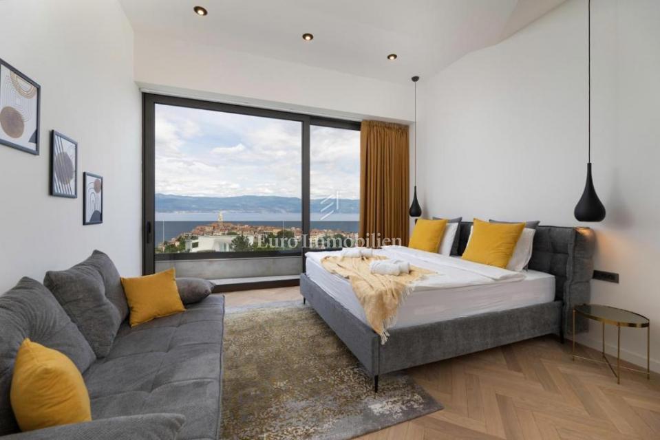 Krk – Luksuzna Moderna Vila z Bazenom in Morjem