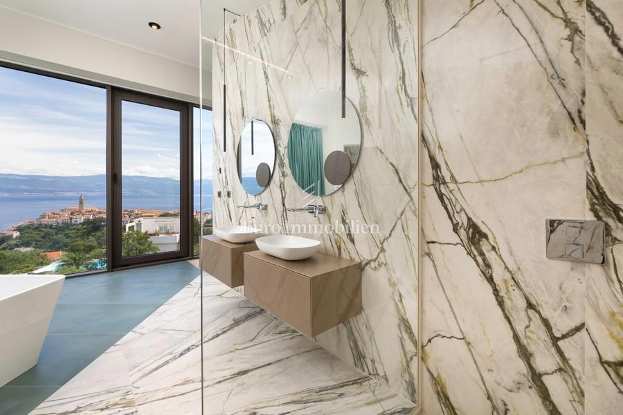 Krk – Luksuzna Moderna Vila z Bazenom in Morjem