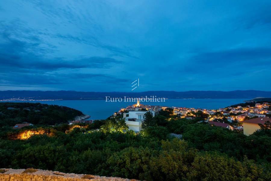 Krk – Luksuzna Moderna Vila z Bazenom in Morjem