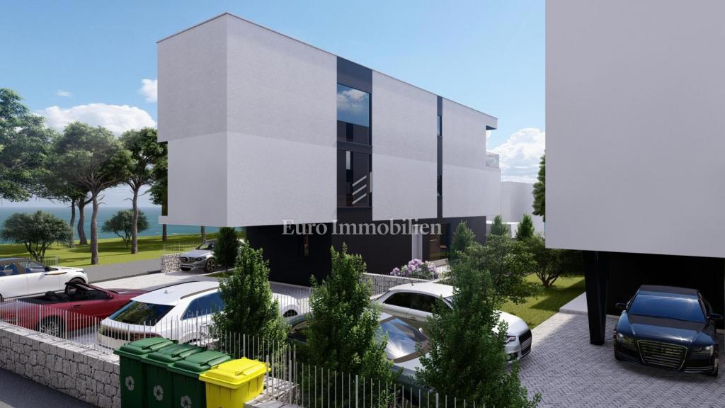 Gradbeno zemljišče s projektno dokumentacijo