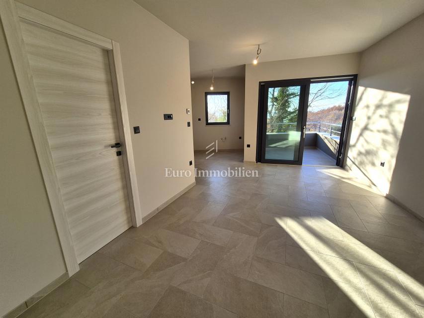 Novogradnja z dvema spalnicama