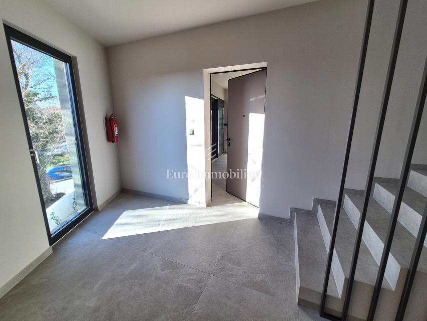 Novogradnja z dvema spalnicama