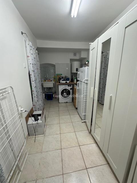 Obnovljena hiša s 5 enotami, prva vrsta do morja