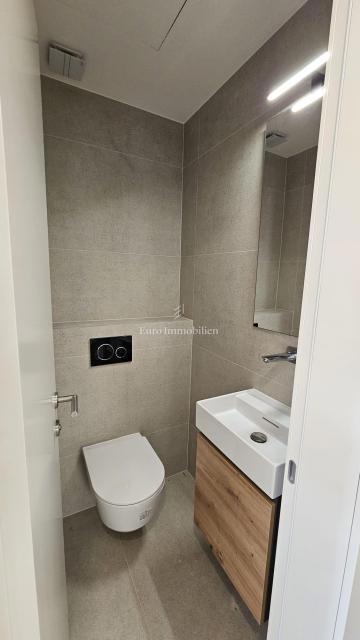 Kantrida - Moderno trisobno stanovanje z dvema garažnima mestoma