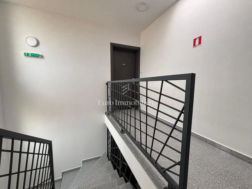 Novalja – Apartma v novogradnji s skupnim bazenom