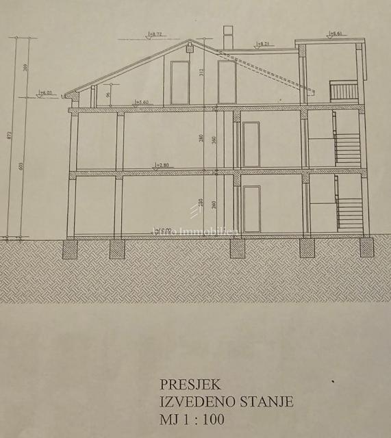 Selce, dve hiši za prodajo