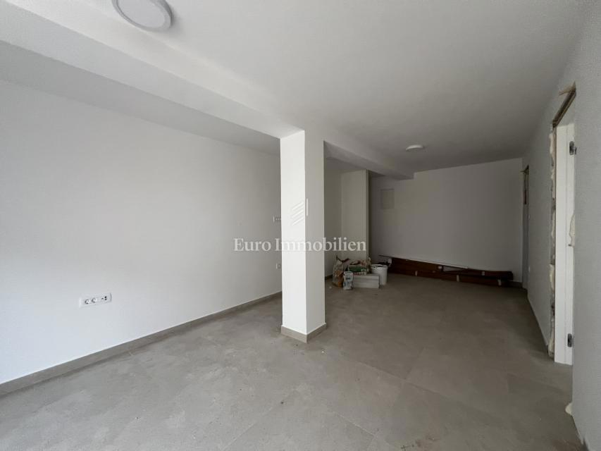 Crikvenica, stanovanje z vrtom