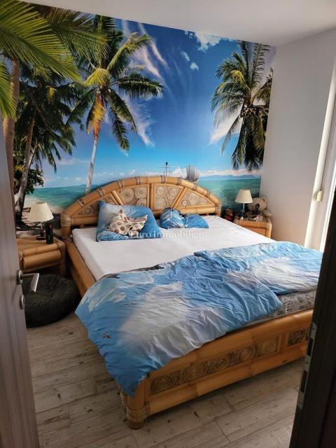 Donja Jagodnja - hiša z bazenom na mirni lokaciji