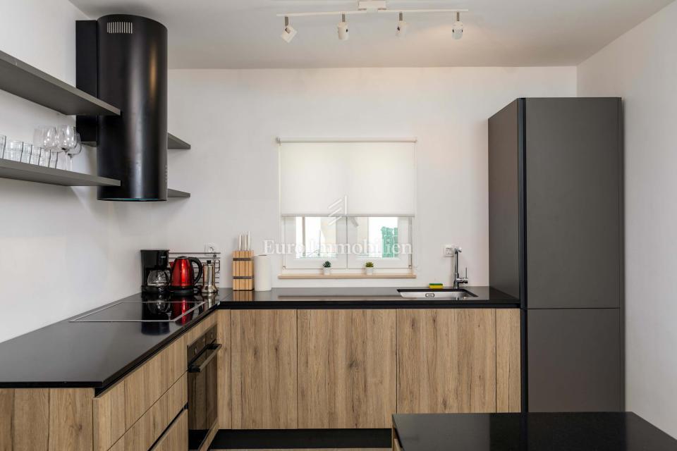 Istra - Vila z bazenom in panoramskim pogledom na morje