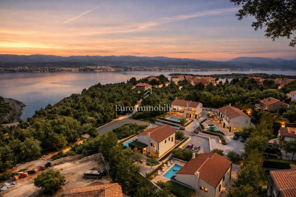 Šilo - vila s pogledom na morje in ogrevanim bazenom