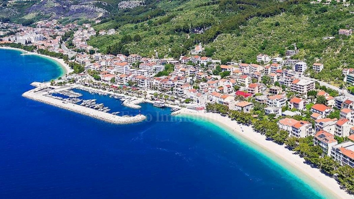 Nov dvosobni apartma s pogledom na morje, Tučepi