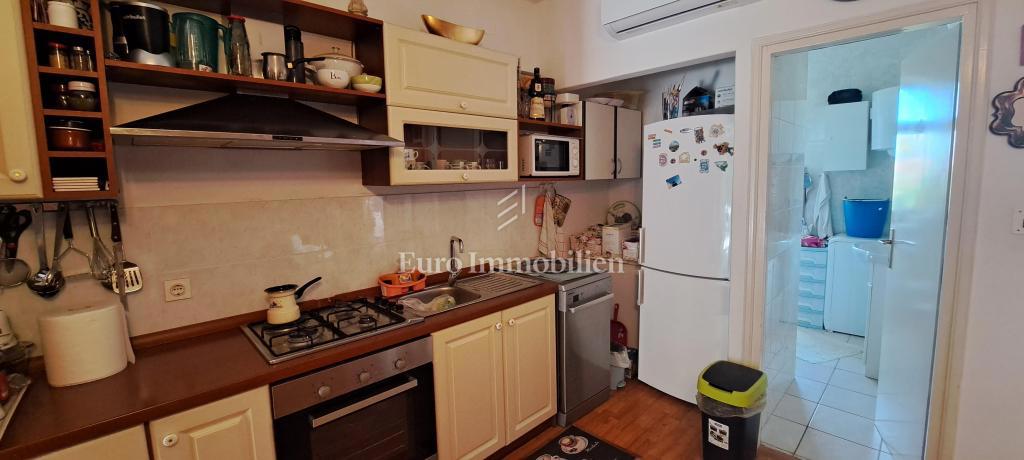 Malinska - apartma v prvem nadstropju blizu plaže