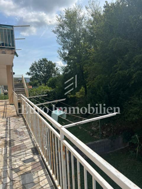 Malinska - apartma v prvem nadstropju blizu plaže