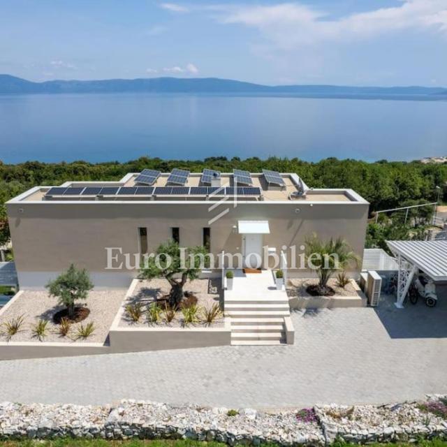 Luksuzna vila s fantastičnim pogledom na morje
