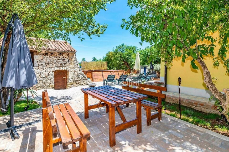 Obnovljena kamnita hiša - Istra, Labin