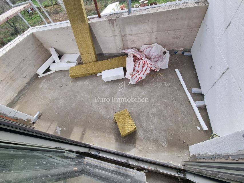 Stanovanje v prvem nadstropju - novogradnja Tar