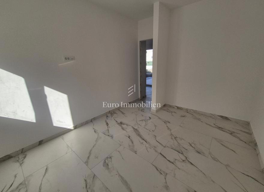 Novogradnja, apartma s pogledom na morje - zaliv Soline 