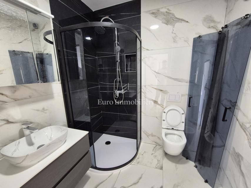 Novogradnja, apartma s pogledom na morje - zaliv Soline 