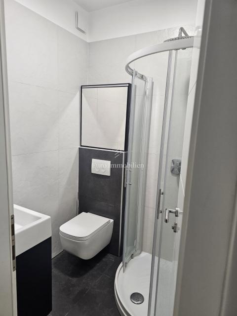 Apartma z vrtom v bližini plaže, Njivice