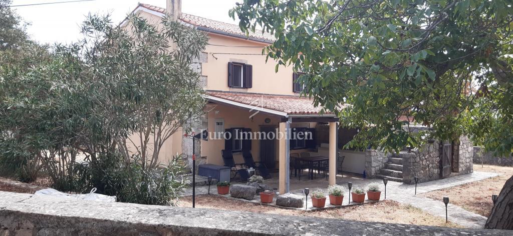 Otok Krk - samostojna hiša s čudovitim vrtom