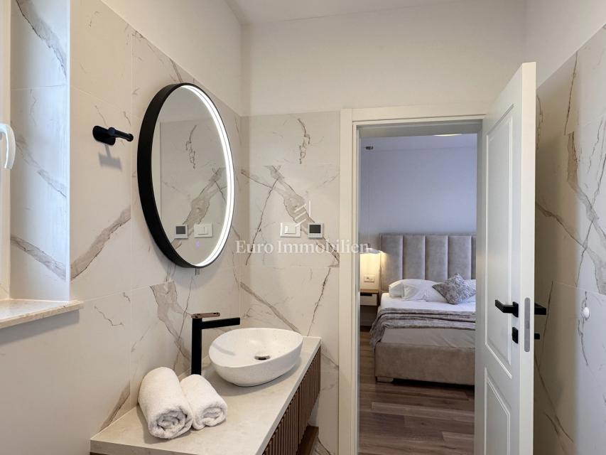Otok Krk - elegantna luksuzna vila z bazenom