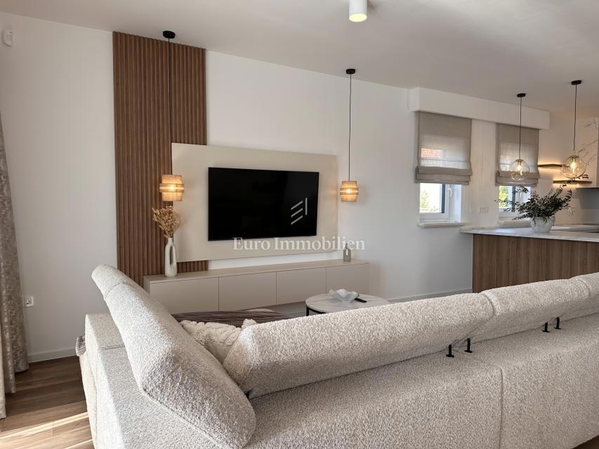Otok Krk - elegantna luksuzna vila z bazenom