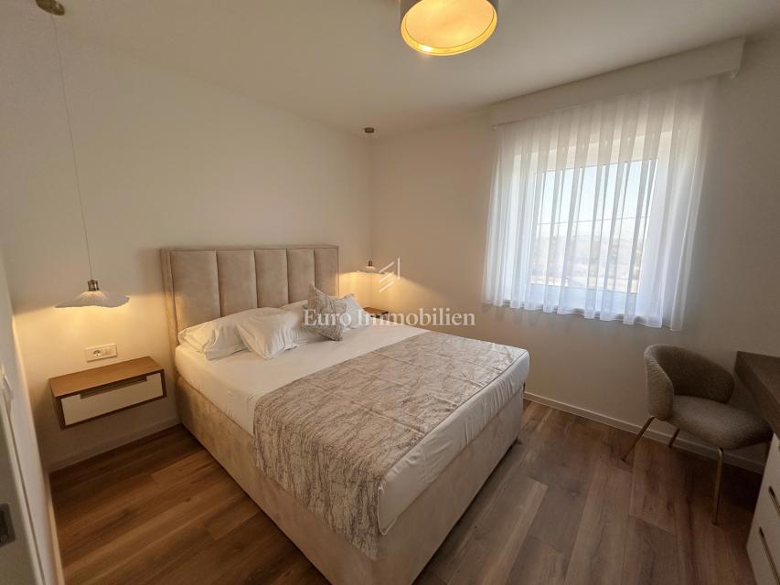 Otok Krk - elegantna luksuzna vila z bazenom