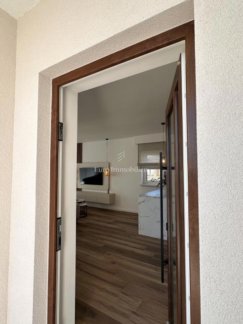 Otok Krk - elegantna luksuzna vila z bazenom