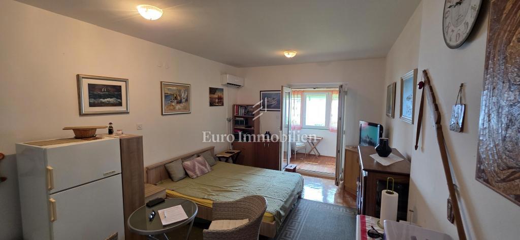 Novi Vinodolski - studio apartma s pogledom na morje