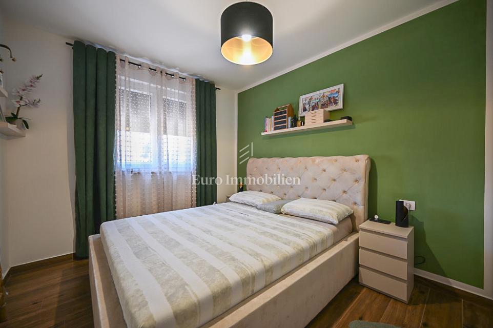 Istra, Novigrad - stanovanje 1000 m od morja