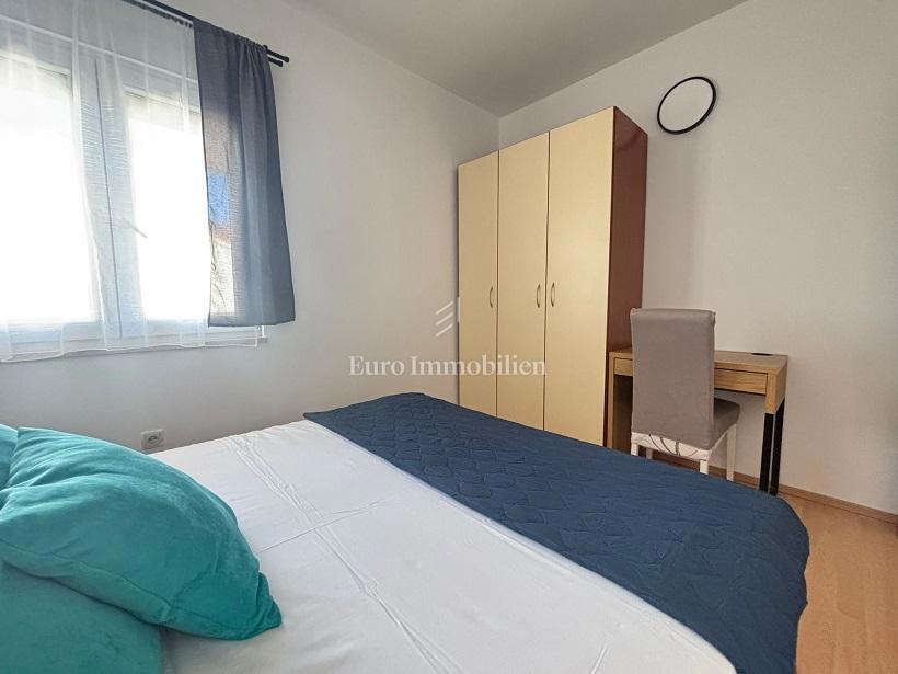 Stara Novalja - apartma s pogledom na morje