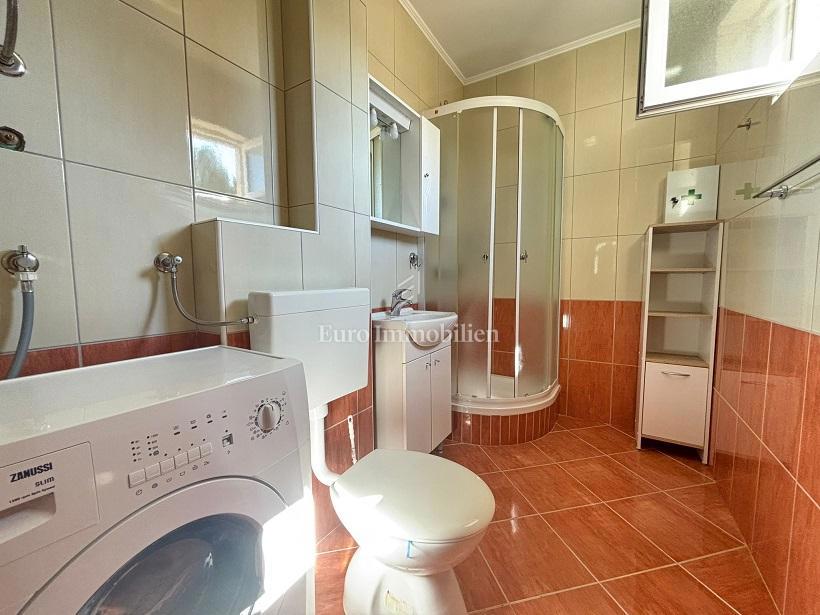 Stara Novalja - apartma s pogledom na morje