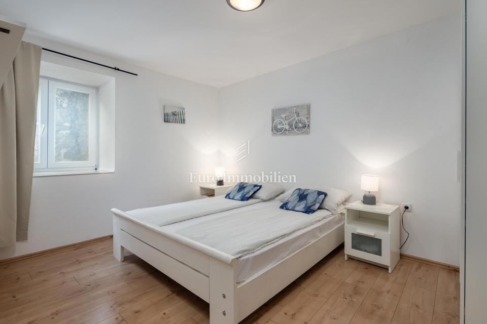 Bribir, Počitniška hiša z bazenom