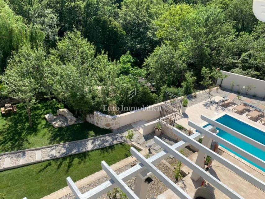 Hiša na idilični lokaciji