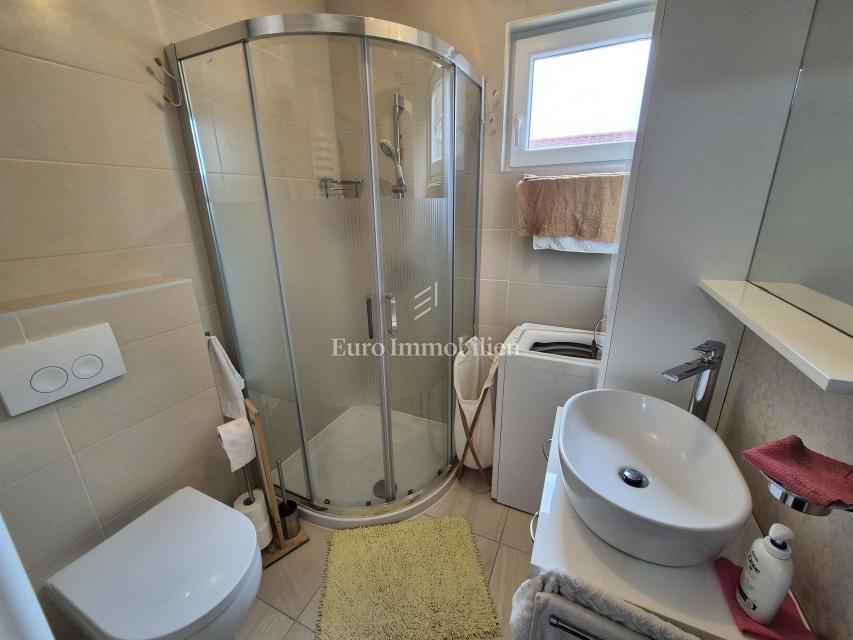 Apartma na mirni lokaciji v bližini morja