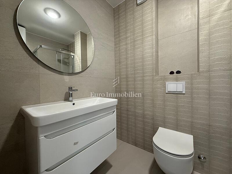 Novo enosobno stanovanje s pogledom na morje