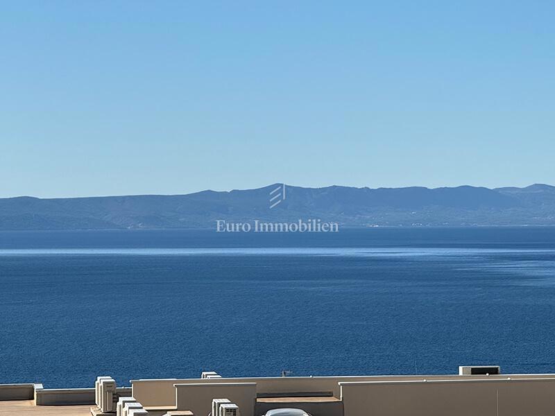 Novo enosobno stanovanje s pogledom na morje