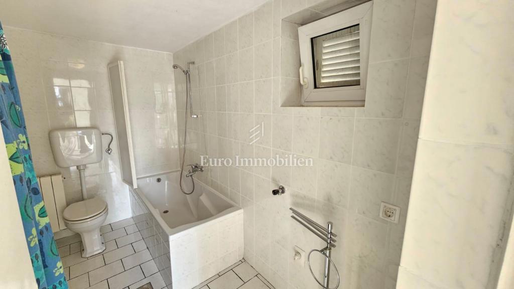 Hiša Novi Vinodolski na "Bribirski obali"