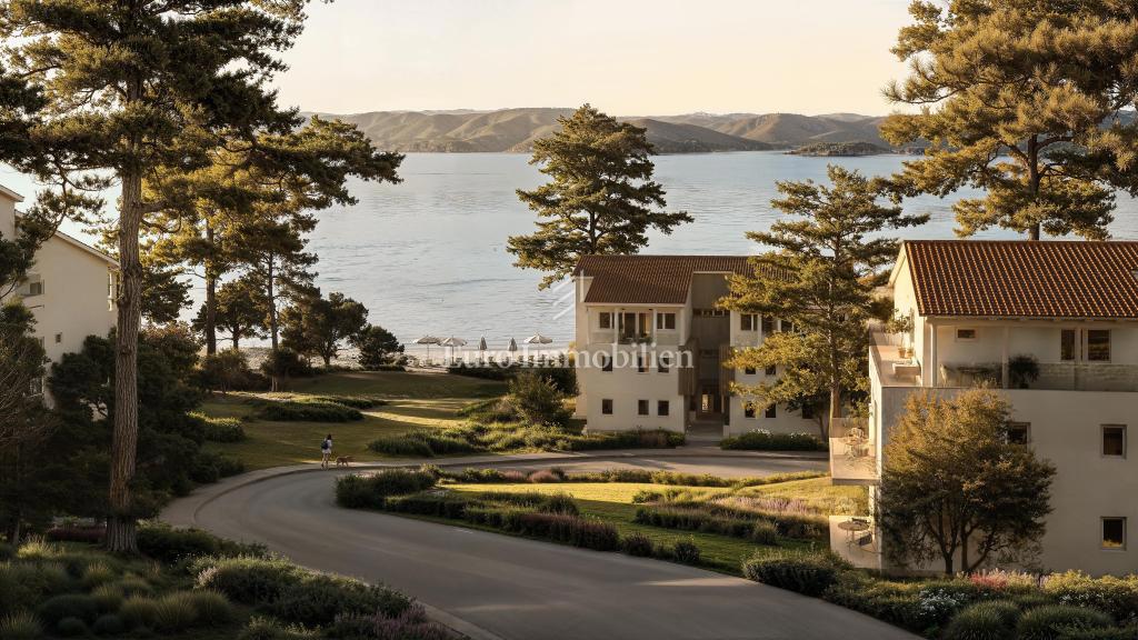 Novi Vinodolski - Prostoren penthouse, druga vrsta do morja