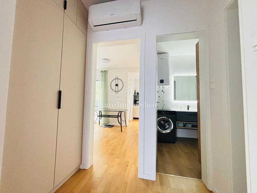 Novalja – Apartma v novogradnji s skupnim bazenom